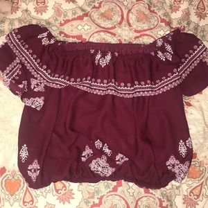 Short sleeve/ off the shoulder top